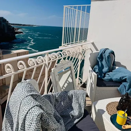 Dal Nadir Allo Zenit Apartment Polignano a Mare